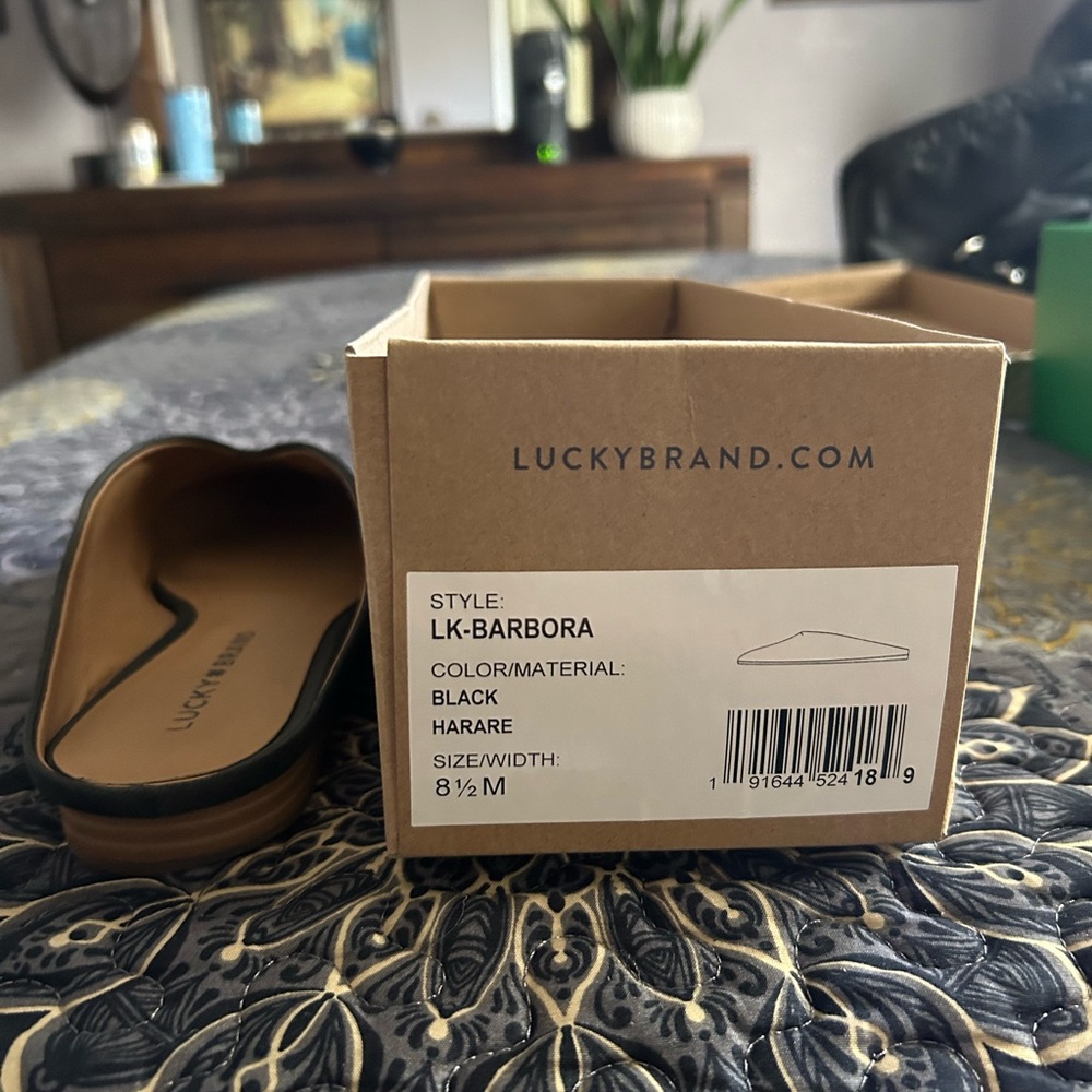 Lucky Brand. Only wore once. Super clean home